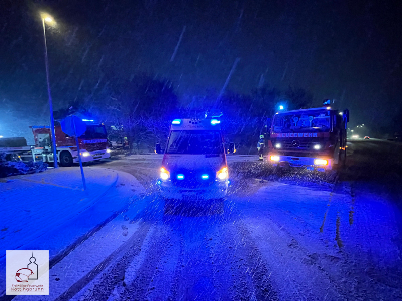 Nr.033 – Technischer Einsatz: Fahrzeugbergung Badner Straße